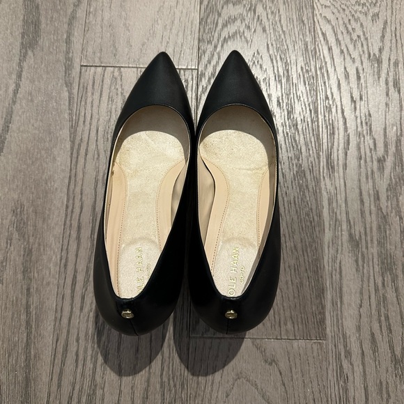 Cole Haan The Go-To Park Pump - Picture 3 of 8